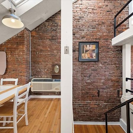 Skyline At Your Door - Studio With A View Pittsburgh Buitenkant foto